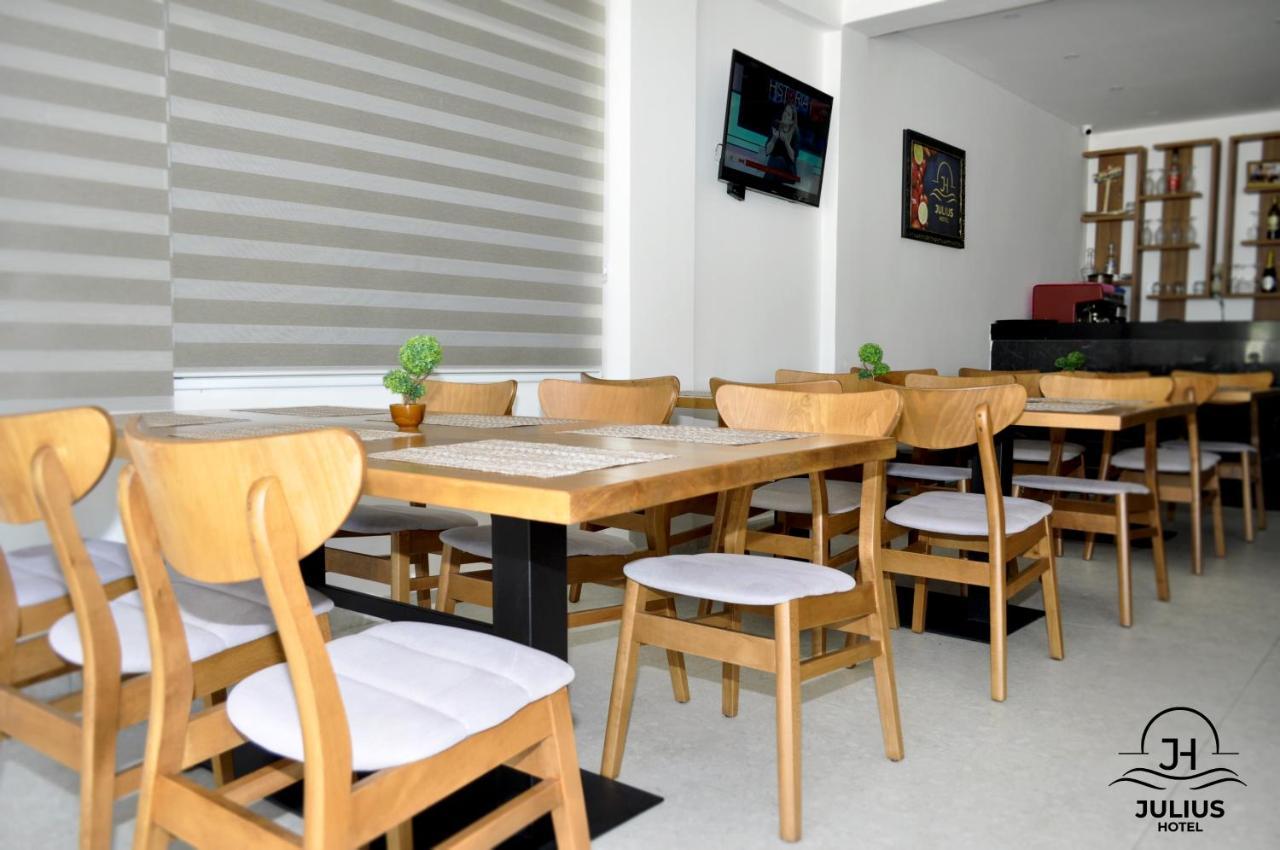 Julius Hotel Голем Екстер'єр фото