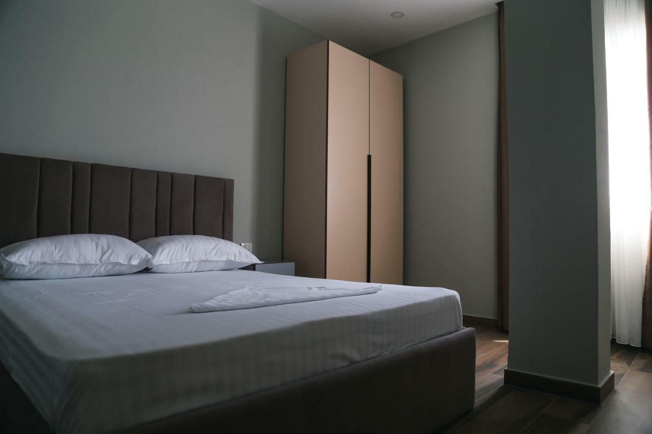 Julius Hotel Голем Екстер'єр фото