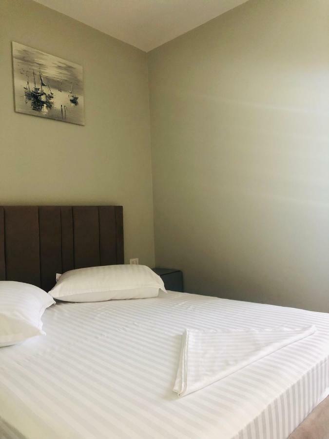 Julius Hotel Голем Екстер'єр фото