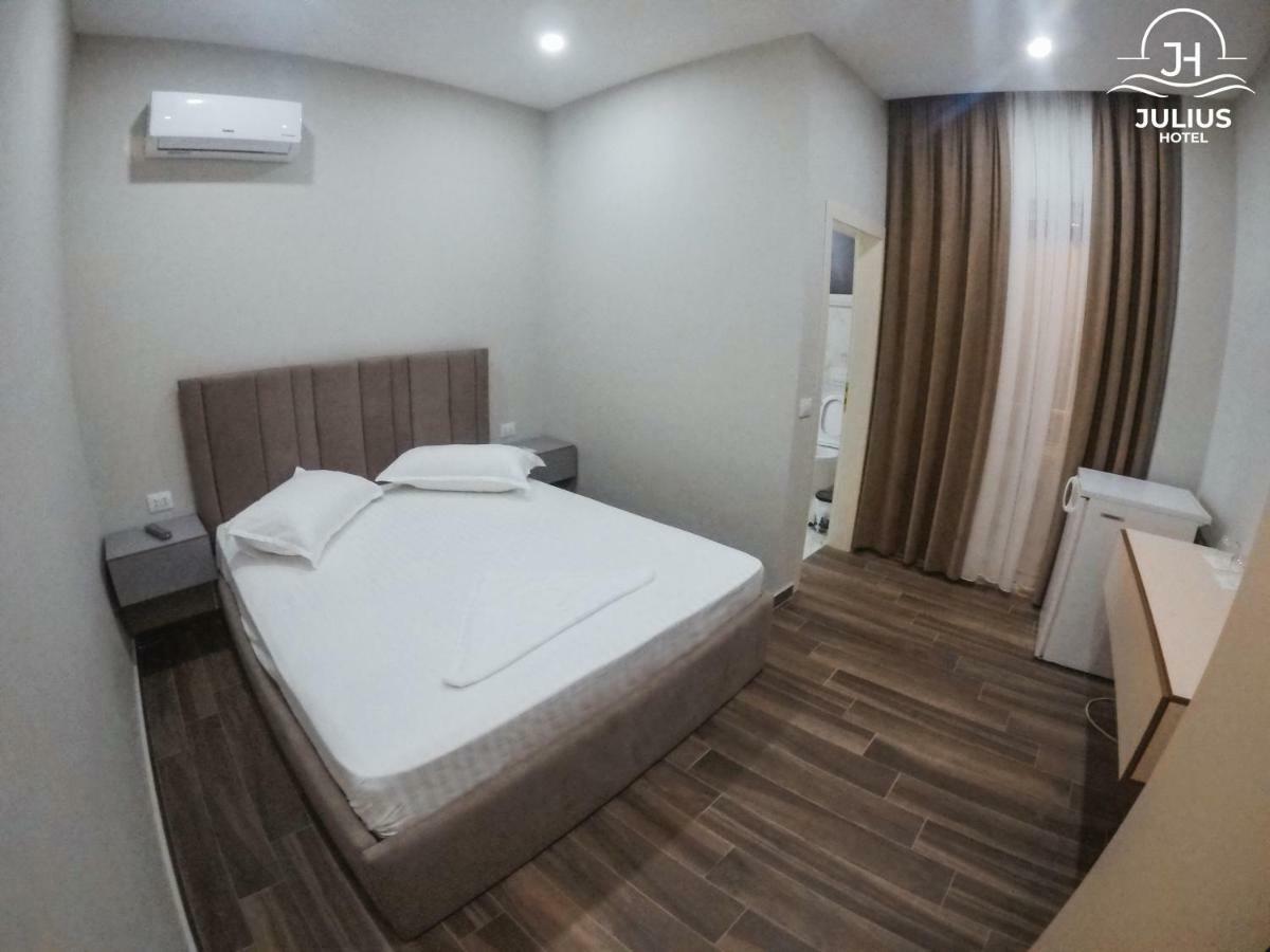 Julius Hotel Голем Екстер'єр фото