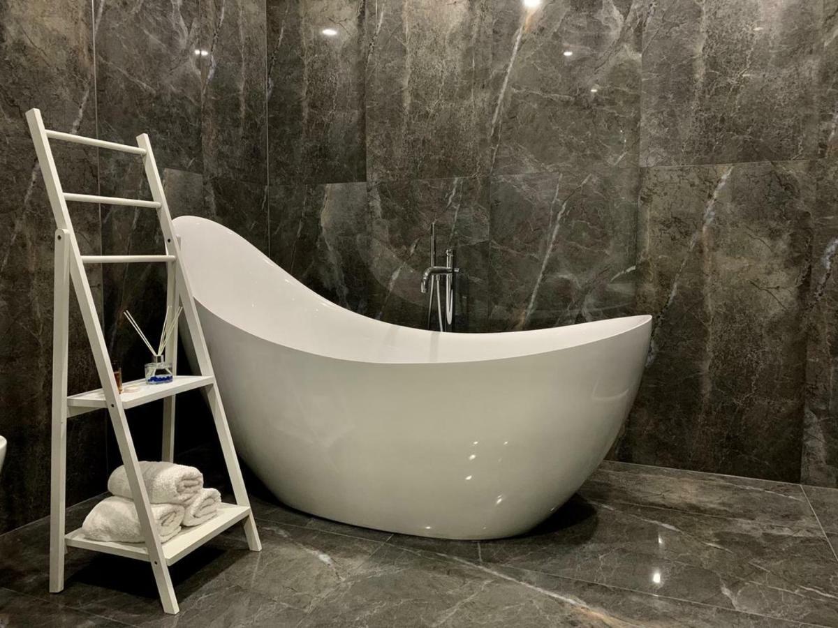 Julius Hotel Голем Екстер'єр фото