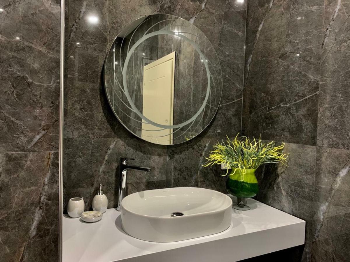 Julius Hotel Голем Екстер'єр фото